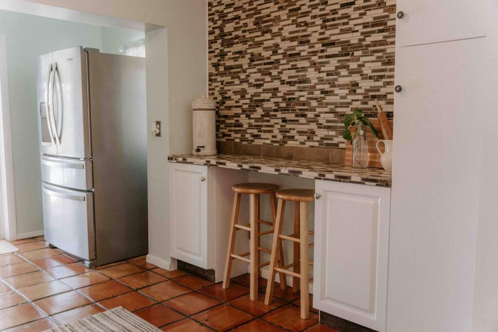 Entire Home, Heated Pool, Just 10 Min To Beach! 베로 비치 외부 사진