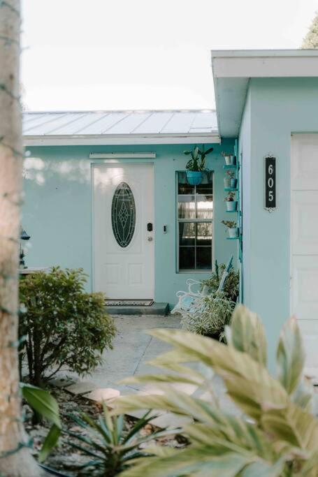 Entire Home, Heated Pool, Just 10 Min To Beach! 베로 비치 외부 사진