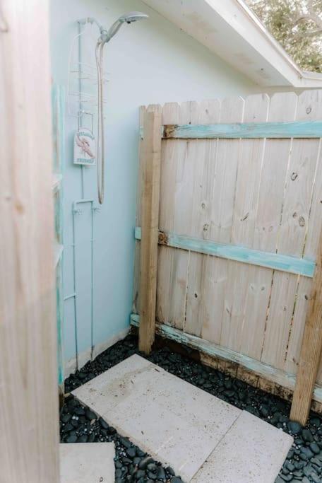 Entire Home, Heated Pool, Just 10 Min To Beach! 베로 비치 외부 사진